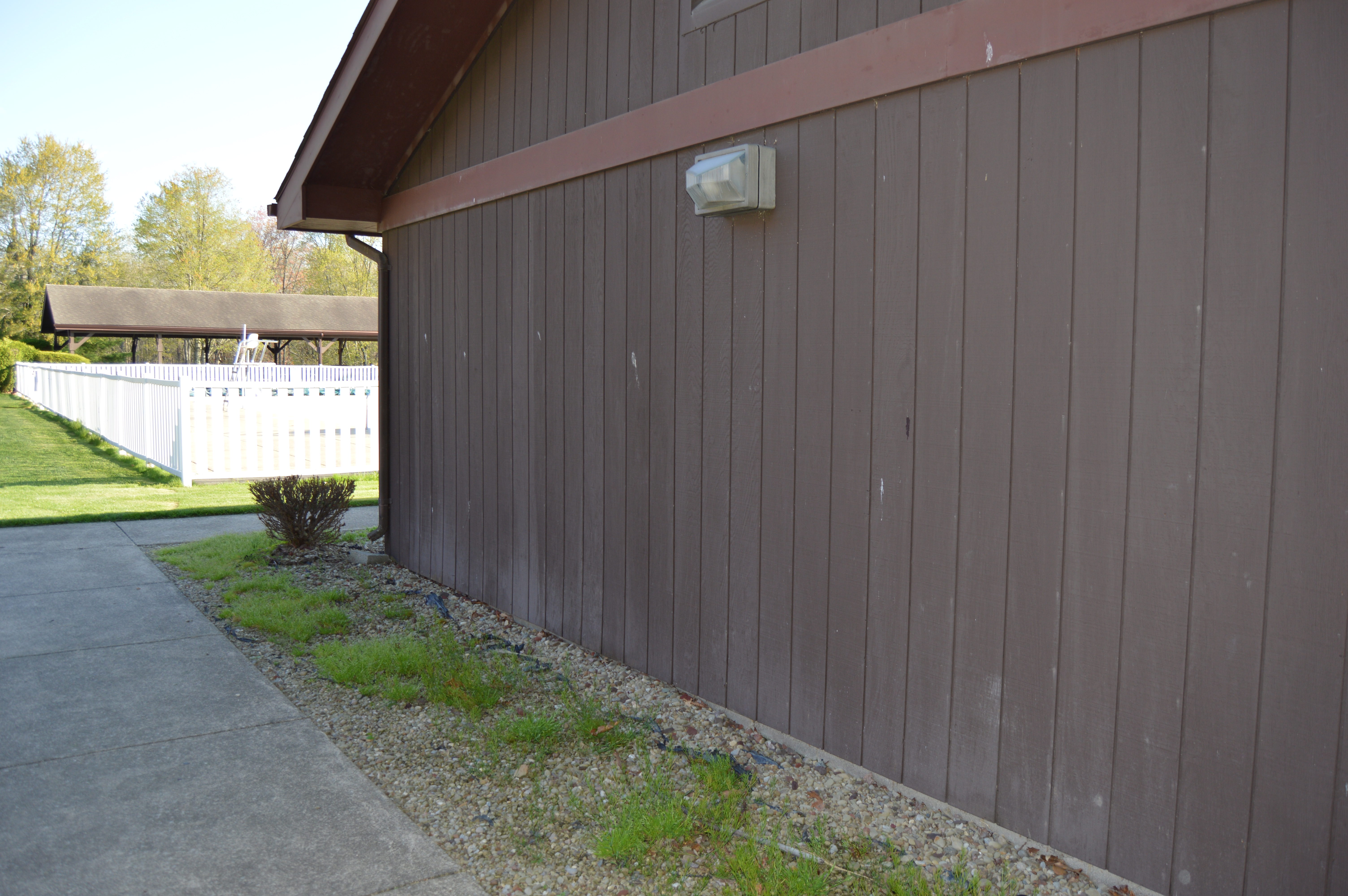 A photo of the landscaping before Matthew started his project.